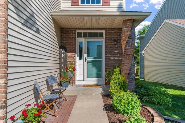 Woodbury, MN 55125,8373 Savanna Oaks LN