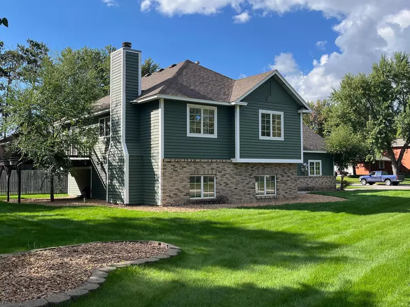 1005 Riverside AVE N, Sartell, MN 56377