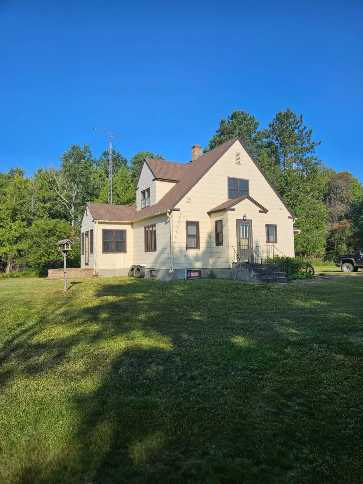 Williams, MN 56686,6402 Krull ST