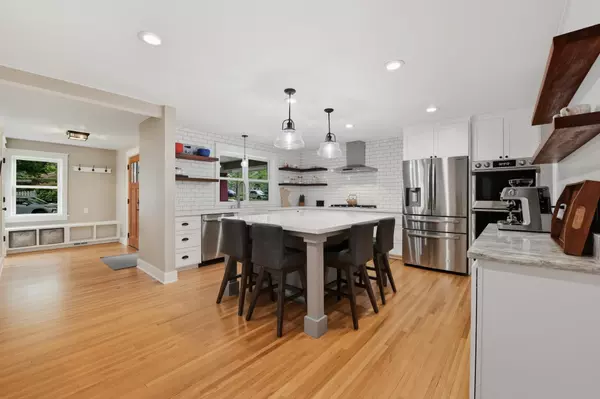 Richfield, MN 55423,1316 W 73rd ST
