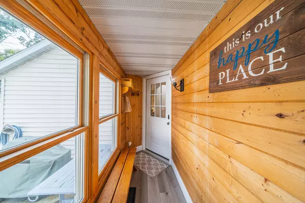 Detroit Lakes, MN 56501,51374 Pelican Point DR