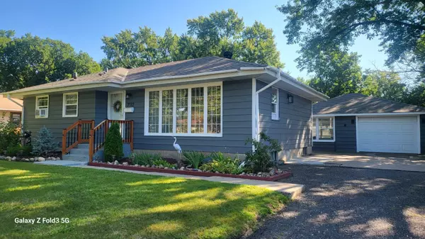 7112 June AVE N, Brooklyn Center, MN 55429