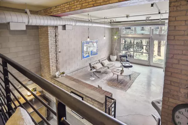 Minneapolis, MN 55401,801 Washington AVE N #111