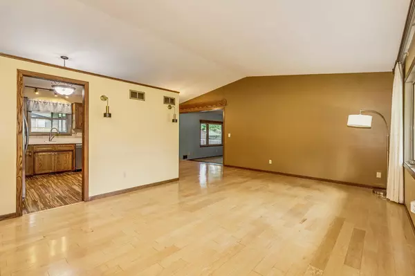 Coon Rapids, MN 55433,10010 Grouse ST NW