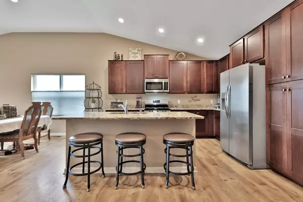 Cottage Grove, MN 55016,9163 67th ST S