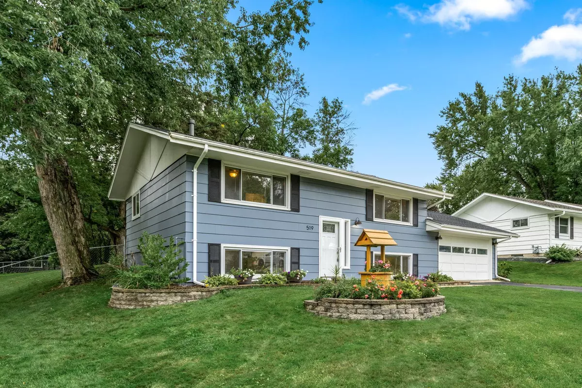 New Brighton, MN 55112,519 Continental DR