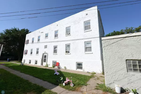 Jamestown, ND 58401,442 2nd ST SW