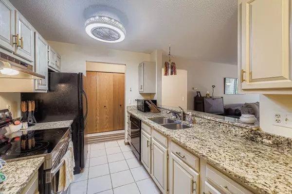 4625 Minnetonka BLVD #105, Saint Louis Park, MN 55416