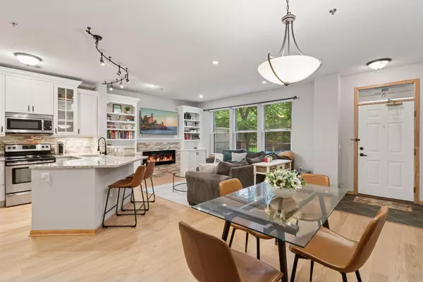 Minneapolis, MN 55401,645 N 1st ST #109