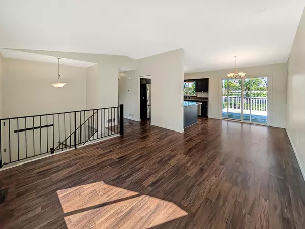 Maple Grove, MN 55369,15702 92nd PL N