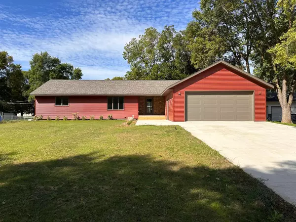 404 Garfield ST N, Atwater, MN 56209