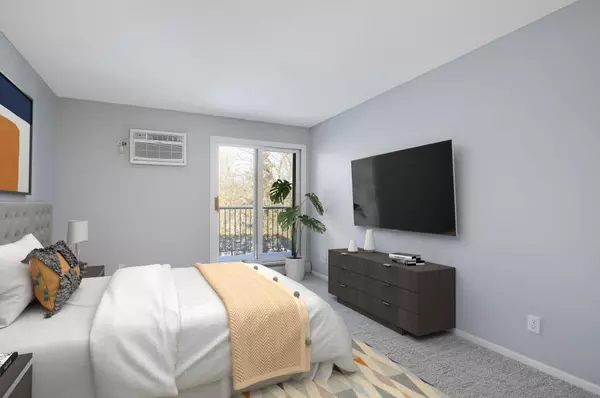 Plymouth, MN 55441,35 Nathan LN N #203