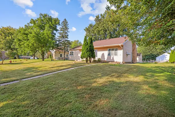 New Brighton, MN 55112,624 1st AVE NW