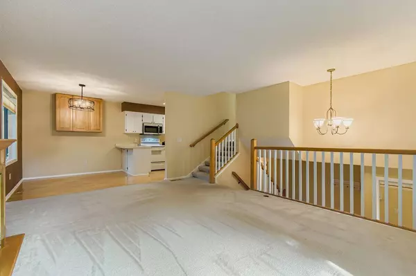 Eden Prairie, MN 55347,14216 Towers LN