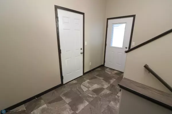 Moorhead, MN 56560,3816 31st ST S