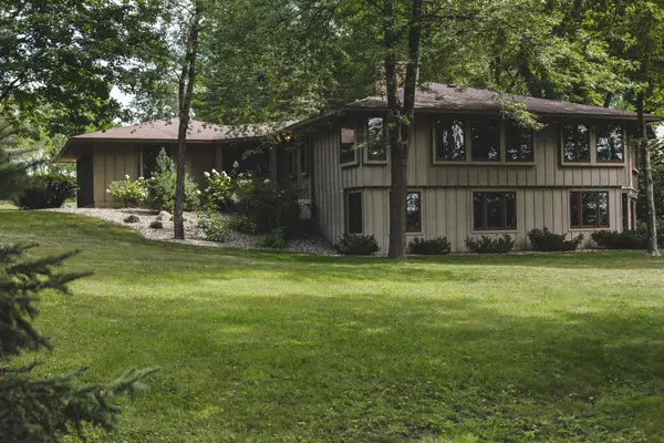 Cedar Lake Twp, MN 56071,24280 E Cedar Lake DR
