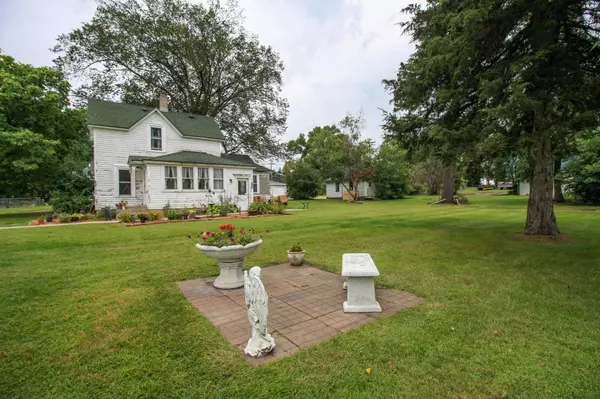 Battle Lake, MN 56515,312 W Main ST