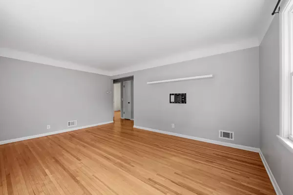 Crystal, MN 55428,5248 Hampshire AVE N