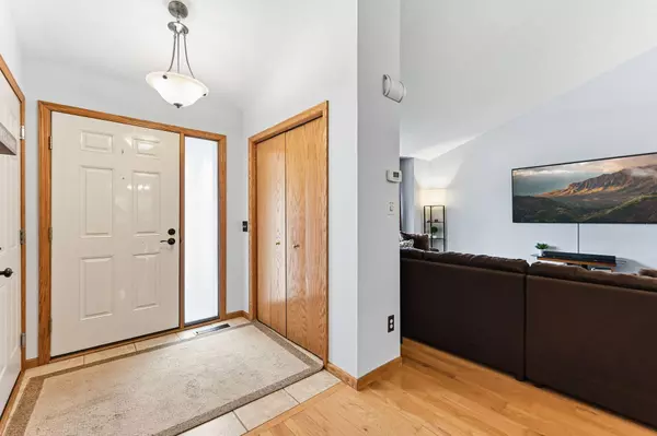 Northfield, MN 55057,2106 Sunny View LN