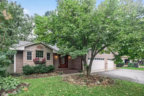 Blaine, MN 55449,1948 130th LN NE