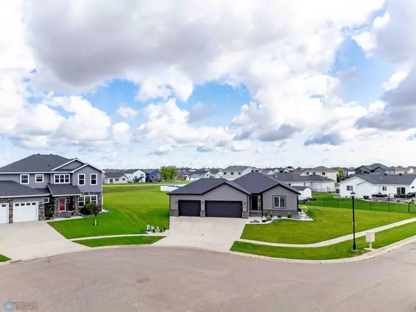 West Fargo, ND 58078,2124 14th ST W