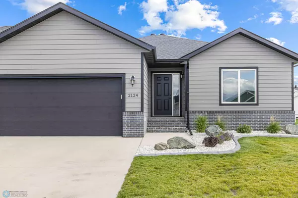 West Fargo, ND 58078,2124 14th ST W