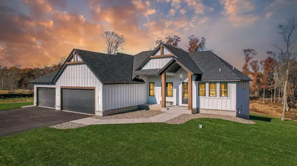 Cedar, MN 55011,973 200th AVE NW