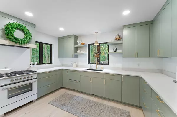 Minnetonka Beach, MN 55391,3 Crescent ST