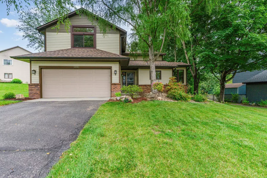 3890 Denmark AVE, Eagan, MN 55123