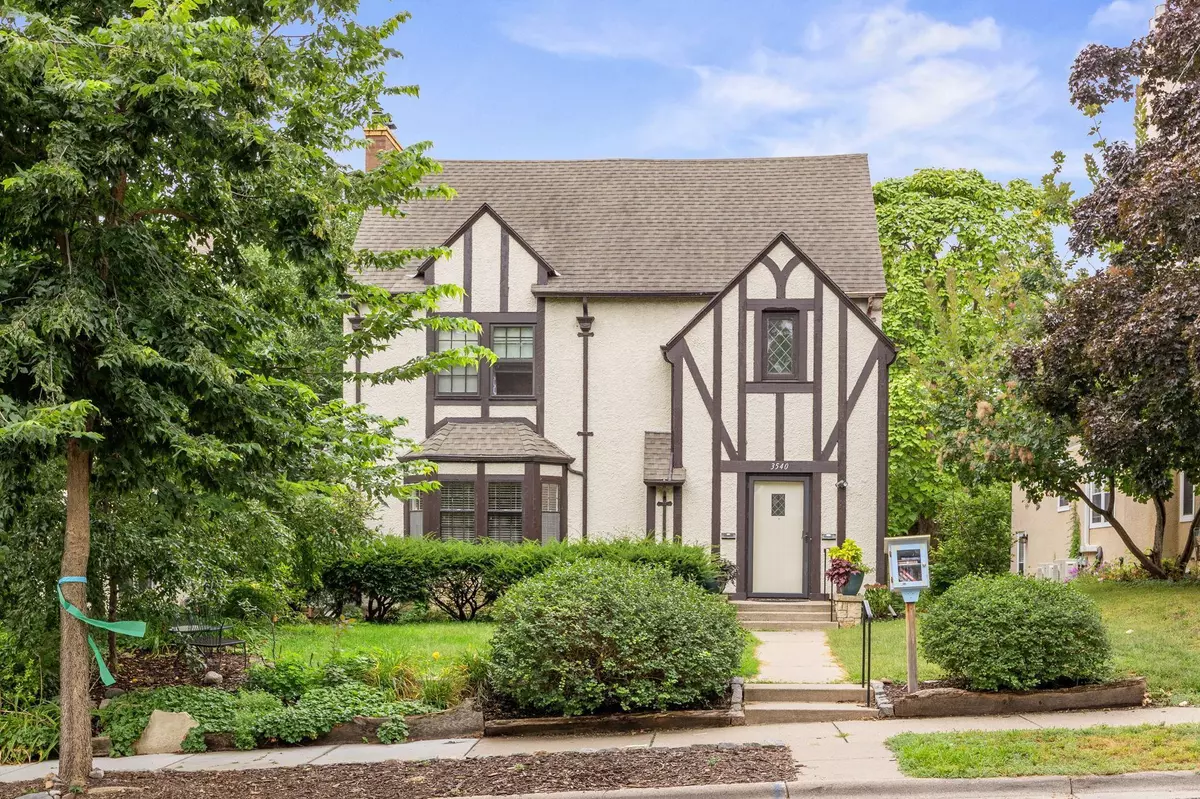 Minneapolis, MN 55408,3540 Irving AVE S