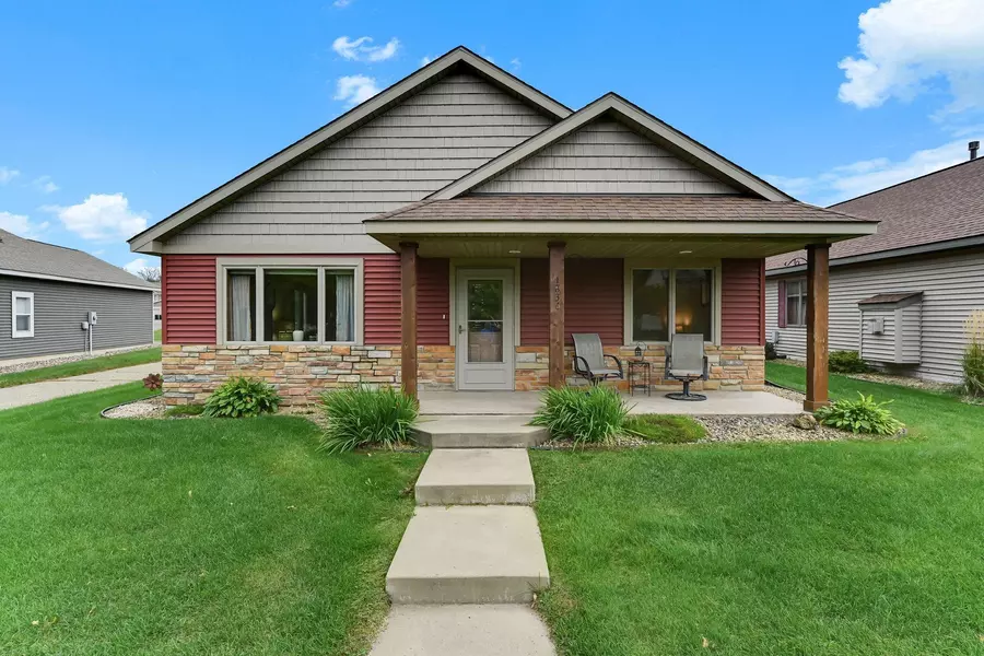 1836 Greenwood Valley DR, River Falls, WI 54022