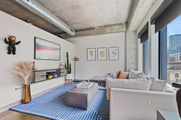 Minneapolis, MN 55401,728 3rd ST N #307