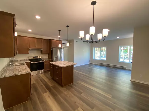 Rochester, MN 55904,772 Neville CT SE
