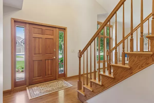 Woodbury, MN 55125,9741 Wellington RDG