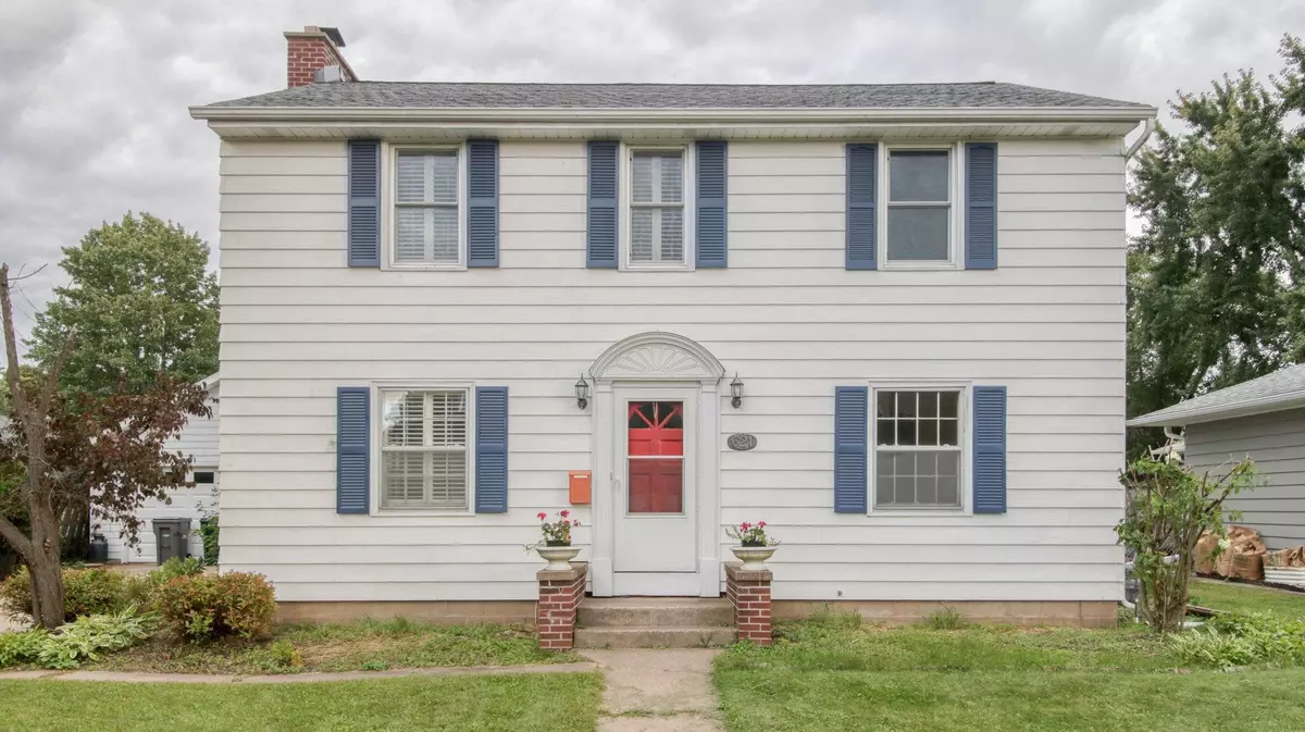 Eau Claire, WI 54701,621 E Polk AVE