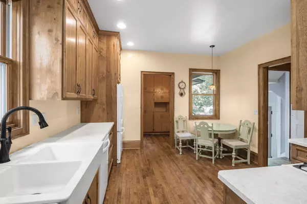 Buffalo, MN 55313,210 Lake BLVD S