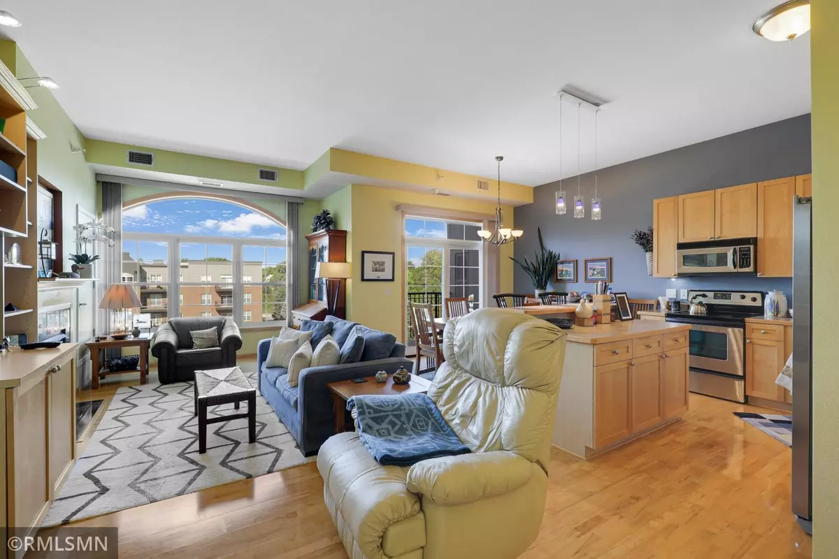 Saint Paul, MN 55116,1800 Graham AVE #411