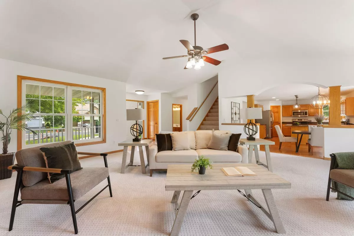 Chaska, MN 55318,2507 Schneider CT