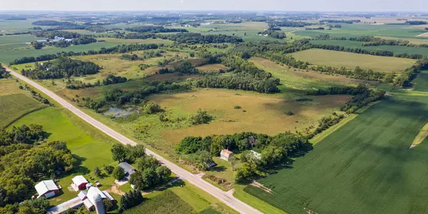 Le Sueur, MN 56057,36518 211th AVE