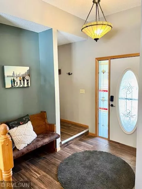 Wyoming, MN 55092,6213 267th CT