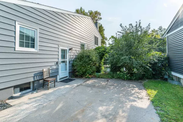 Dilworth, MN 56529,107 4th ST NW