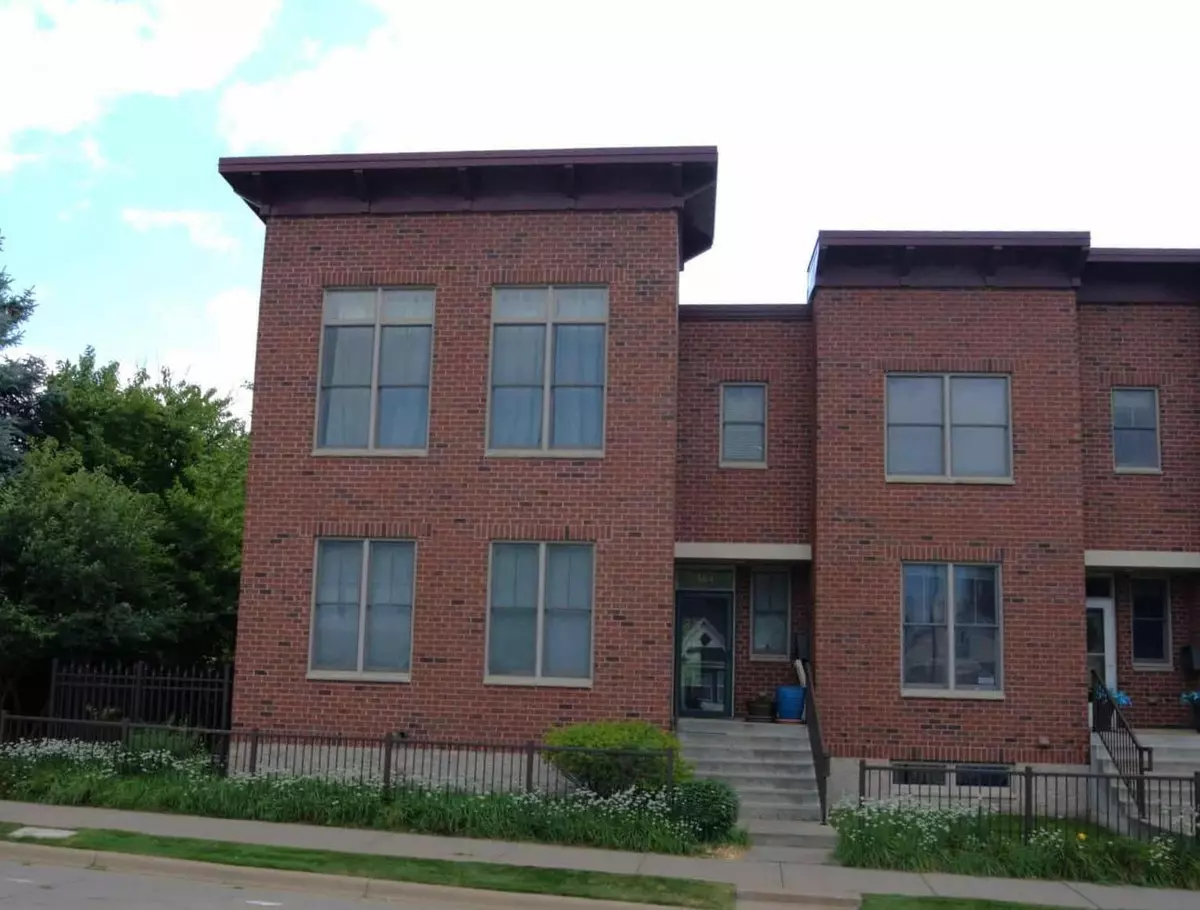 Saint Paul, MN 55130,584 Payne AVE