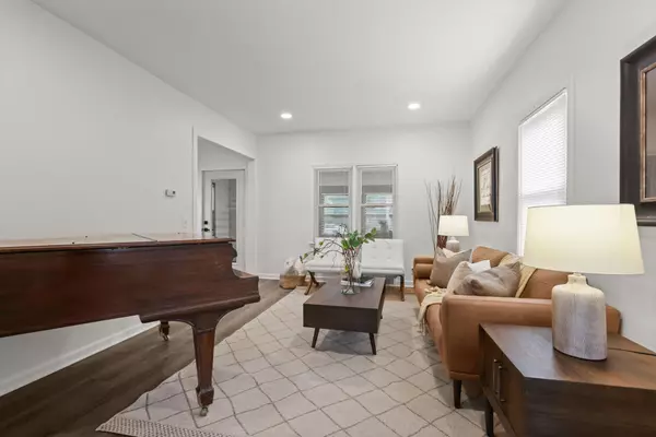 Minneapolis, MN 55406,3848 Minnehaha AVE