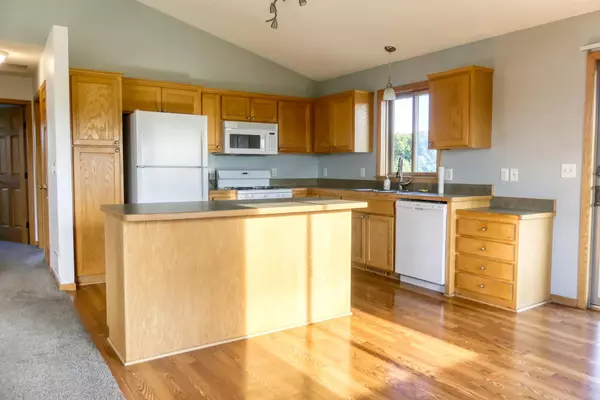 East Farmington, WI 54020,2718 55th AVE