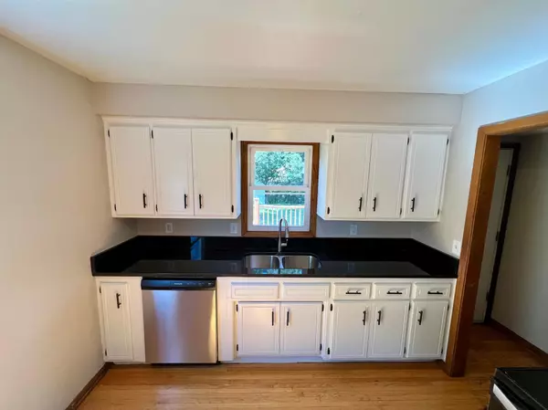 Brooklyn Center, MN 55430,6807 Aldrich AVE N