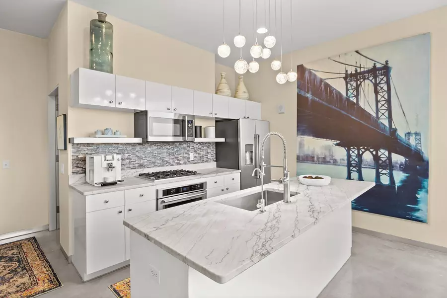 5601 Smetana DR #918, Minnetonka, MN 55343