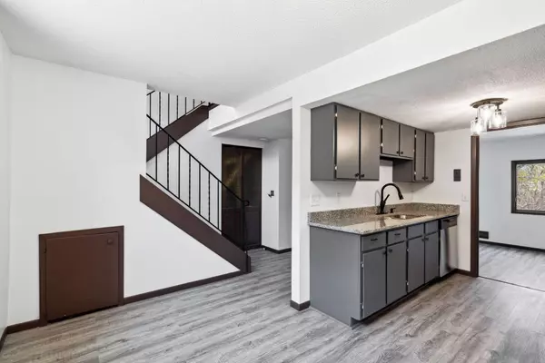 Apple Valley, MN 55124,7502 Germane TRL #0