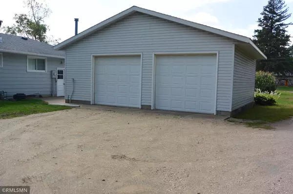 Glencoe, MN 55336,201 13th ST W