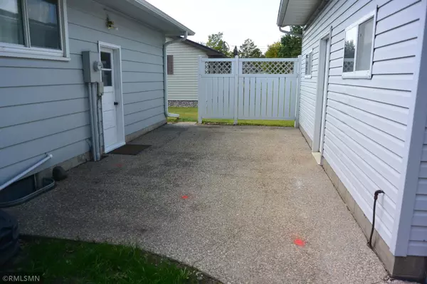 Glencoe, MN 55336,201 13th ST W