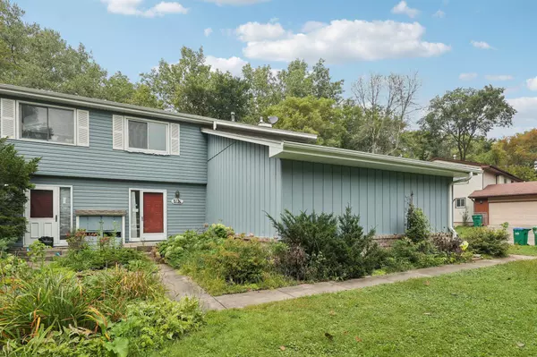 Minnetonka, MN 55345,5122 Clear Spring RD